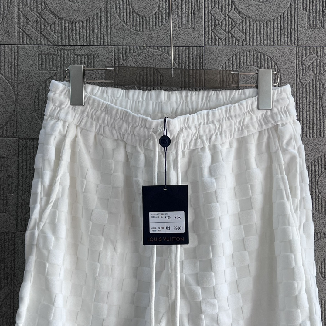 2024SS Louis Vuitton Knitting Shorts with Velvet and Gold Details - 图片 3