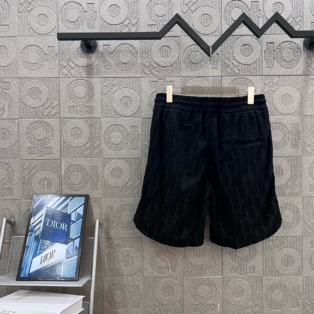 Luxury Walnut Suit with Velvet Knitting Shorts: 2024SS Collection Preview - 图片 2