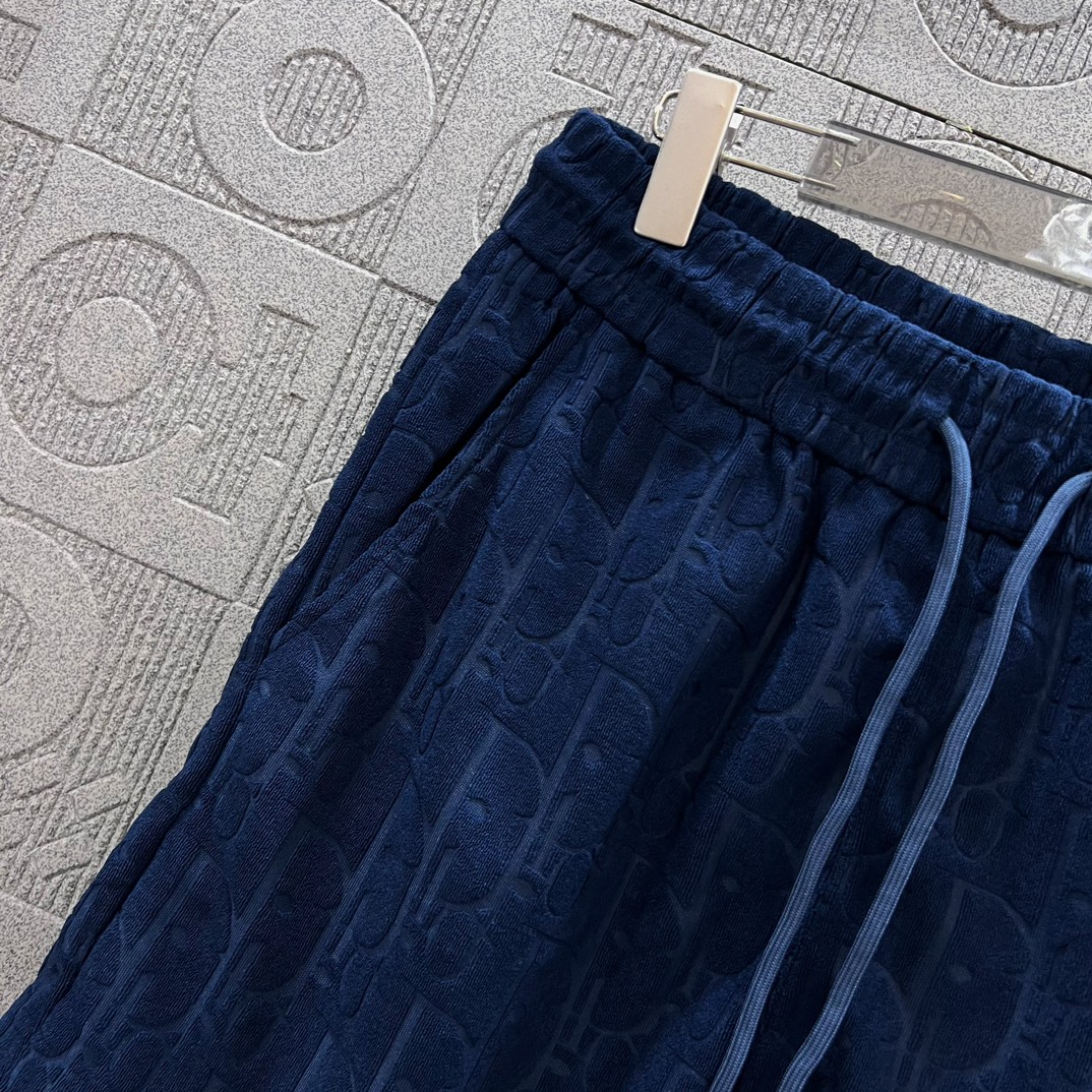 Luxury Fashion: Diordio Suit with Velvet Knitting Shorts for 2024SS Collection - 图片 6
