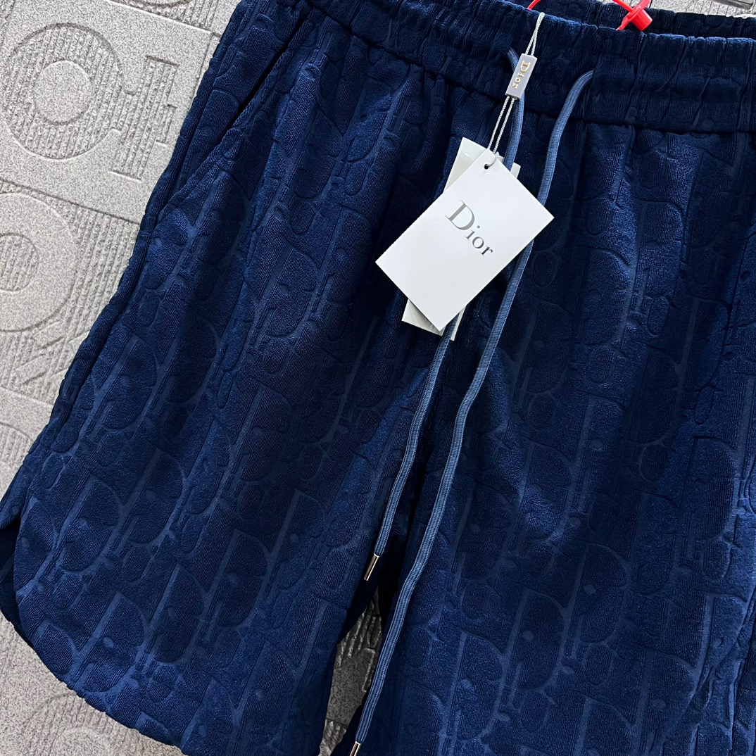 Luxury Fashion: Diordio Suit with Velvet Knitting Shorts for 2024SS Collection - 图片 5