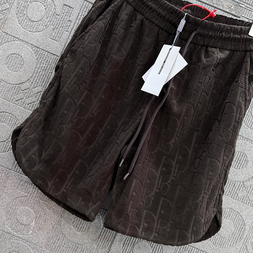Luxury Walnut Suit with Custom Knitted Shorts for 2024SS Collection: Stylish and Comfortable. - 图片 7