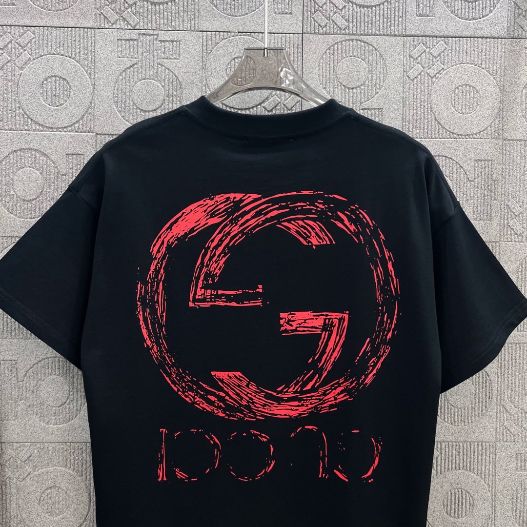 GUCCI Gucchi Logo Short Sleeve T-shirt: 1980s Inspired Fashion for Men and Women - 图片 7