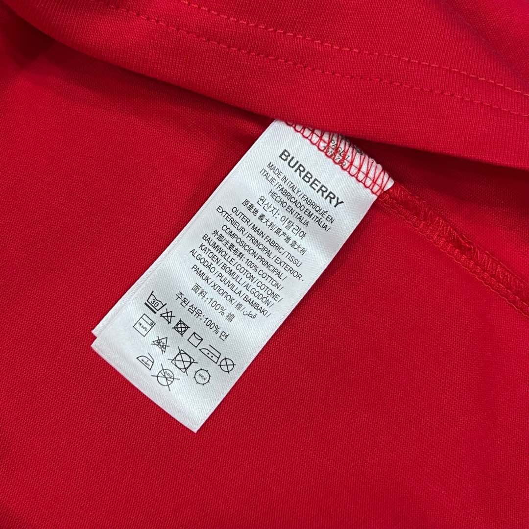 Burberry Pablo Logo TB Marked Red Jacket for Spring/Summer 2022 - 图片 8
