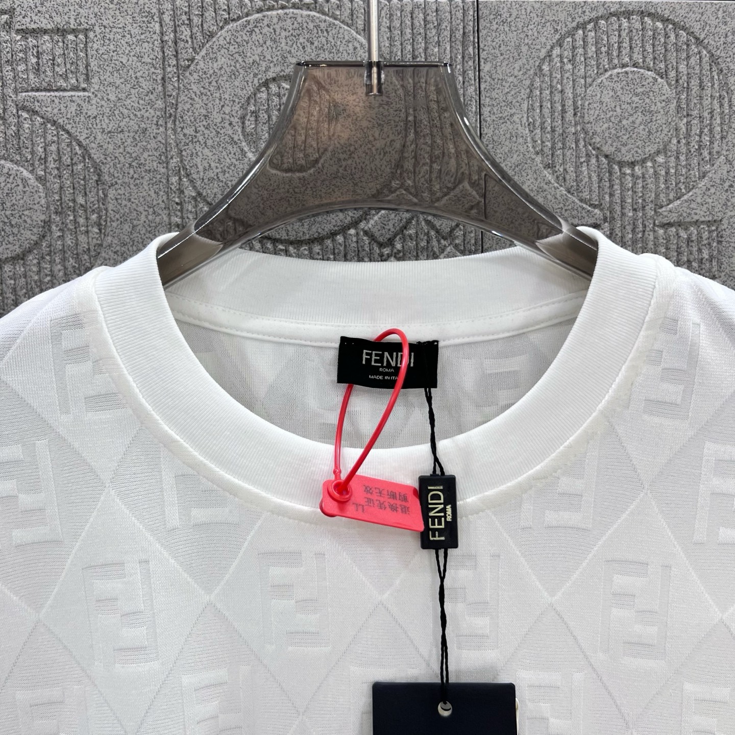 FENDI 187 Collection: Retro 1980s Style, White Logo Twill Fabric, Unisex XS-L Sizes - 图片 5