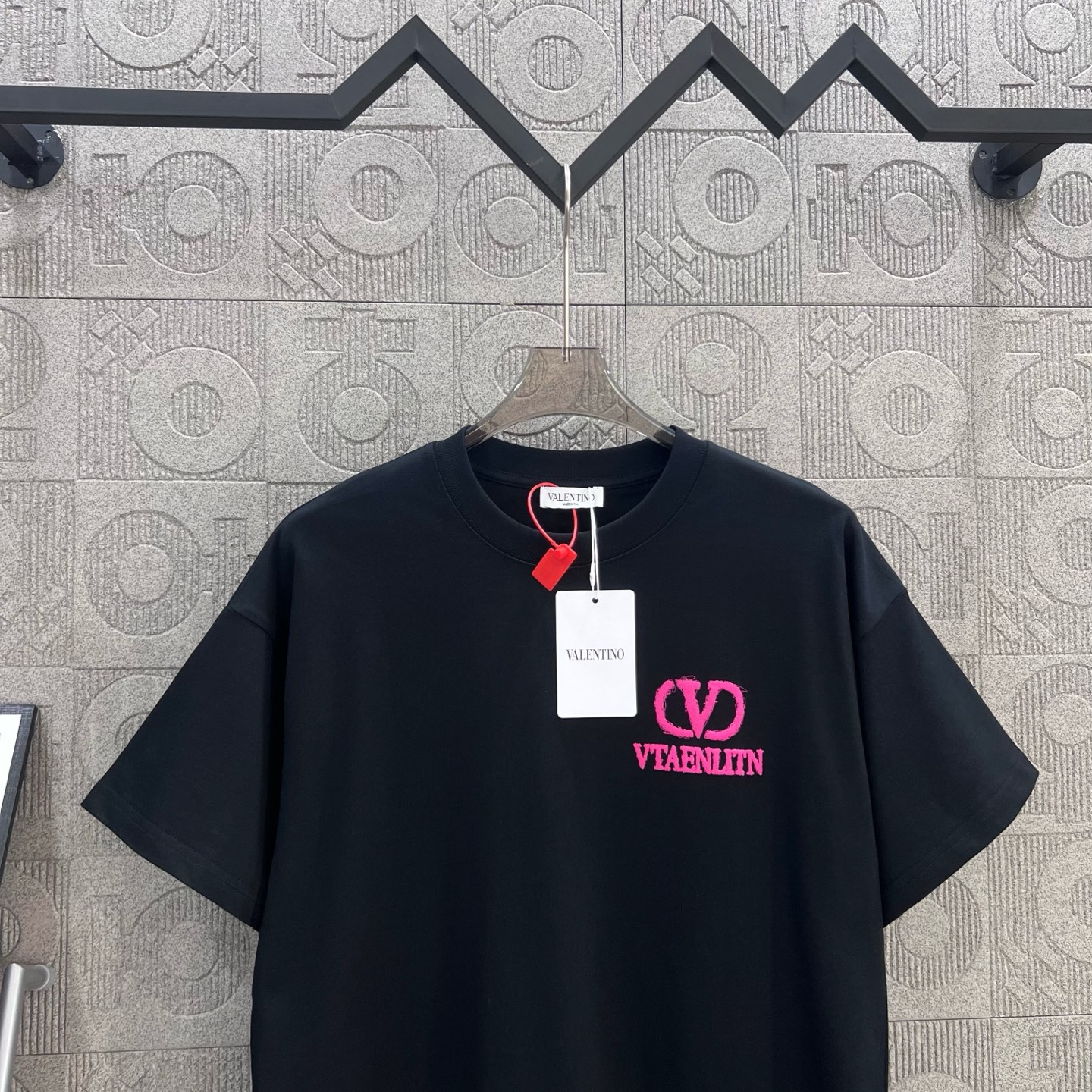 Valentino Valentno Pink Logo Short Sleeve T-Shirt 260g Chromosome Dye XS-L Black - 图片 3