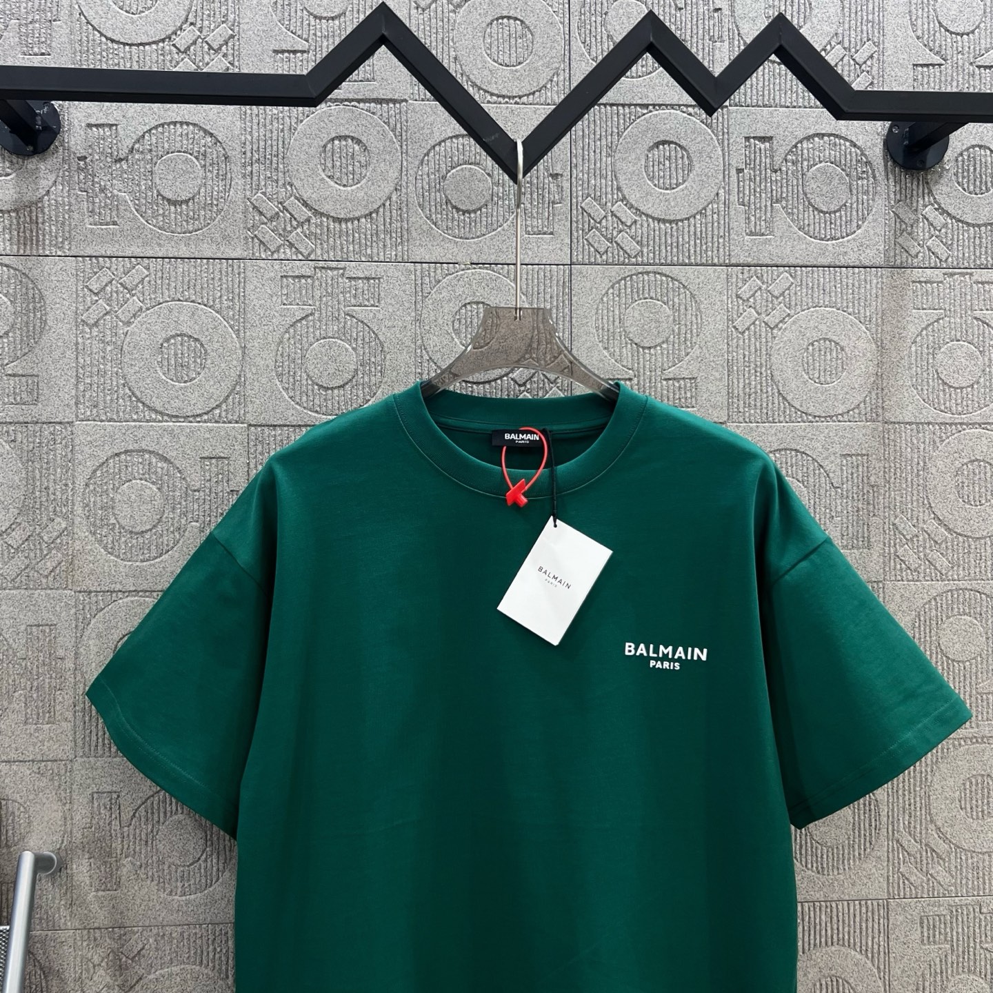 “1980s-inspired BALMAIN Logo T-shirt in Green, XS~L, 260g Chromosome Dye” - 图片 3