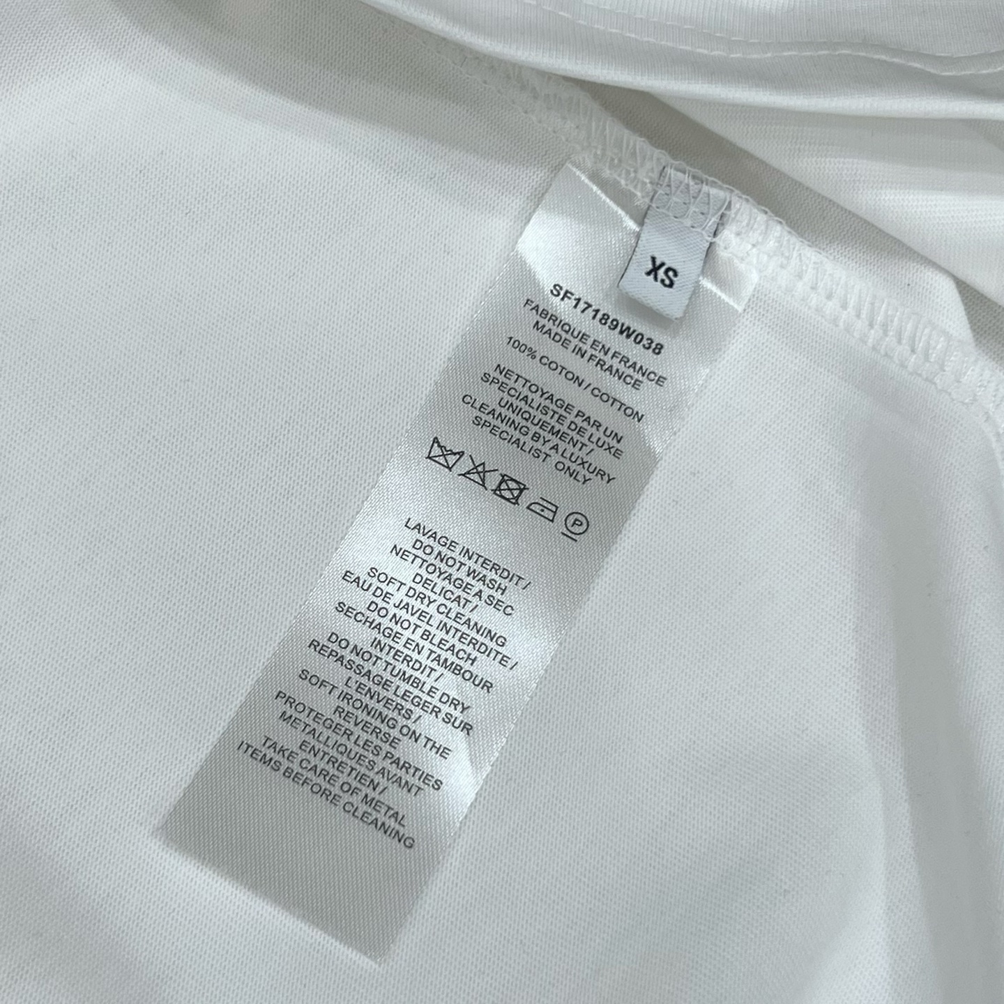 “1980s Inspired Balmain Logo T-shirt: Unisex, Chromosome Dye, XS-L” - 图片 8