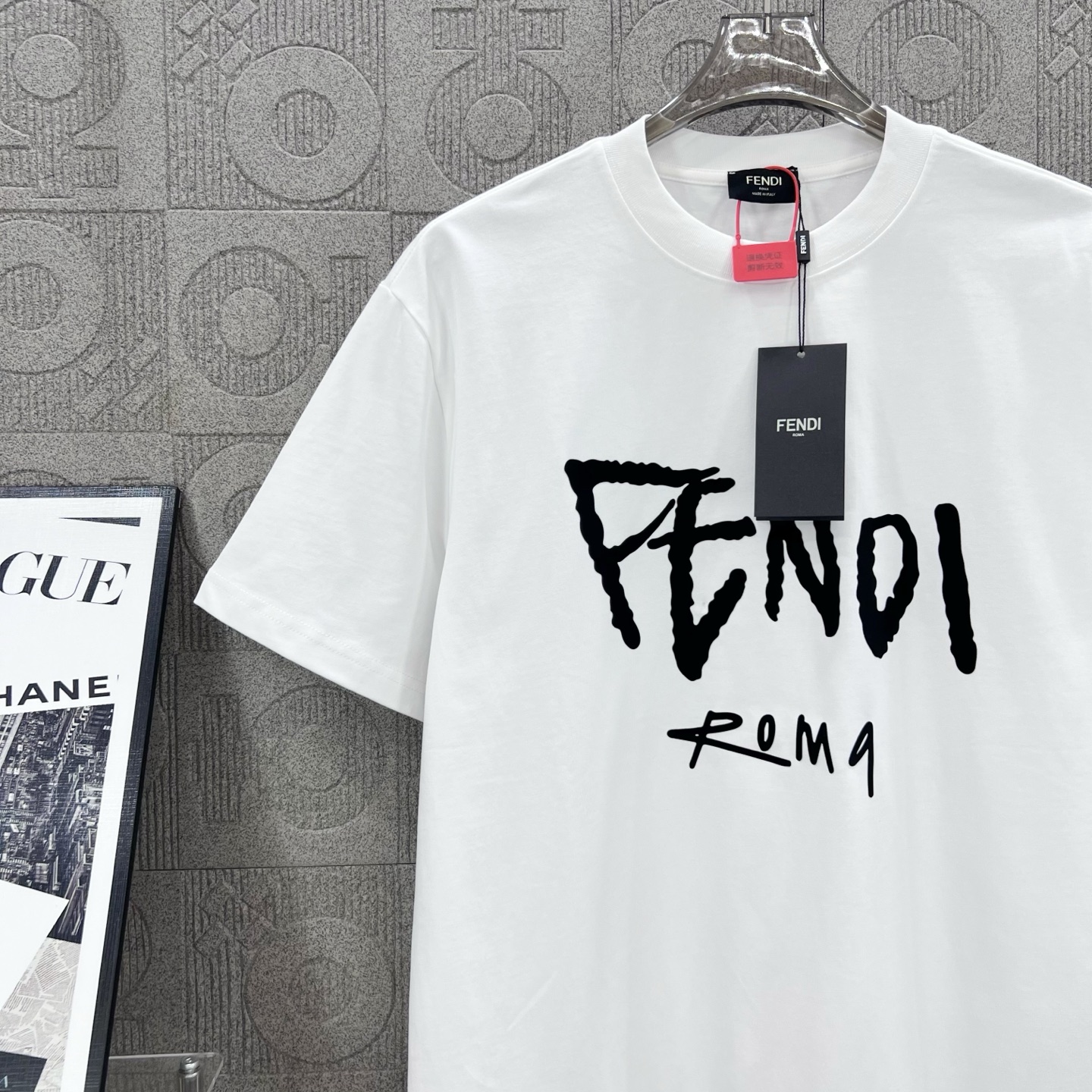 Fendi Roma Printed Crewneck T-Shirt - Lightweight Cotton, Relaxed Fit 7 i1750450159993 5204 0 3