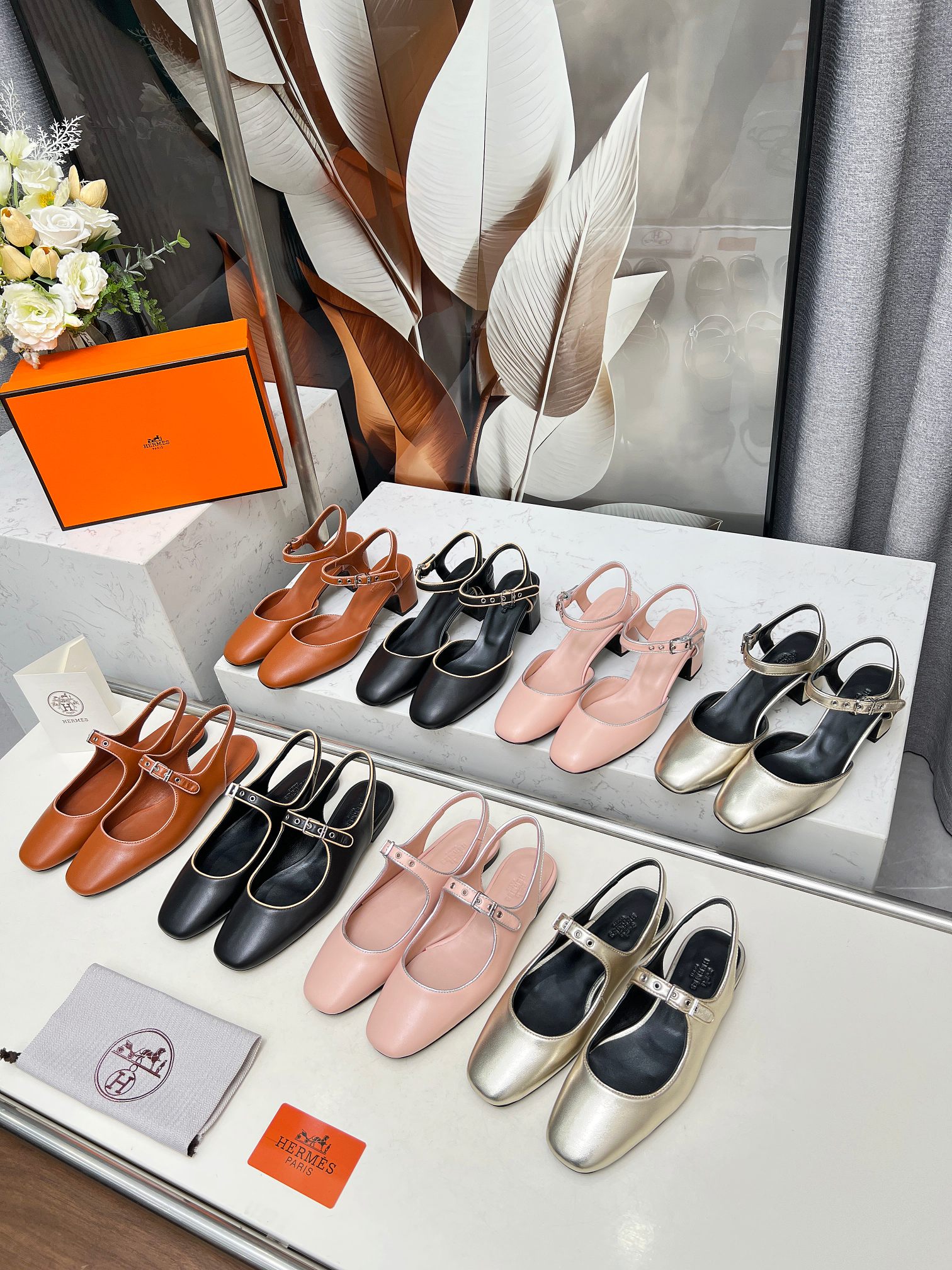 NO:165728,H home, early spring flat back empty sandals, imported fabric sheepskin, inner sheepskin, footbed sheepskin. Size 35-42, genuine leather sole high version, sandals, sandals, sheepskin19860909H家,早春平底后空凉鞋,面料进口羊皮,内里羊皮,垫脚羊皮.35-42码,真皮底高版本,,凉鞋,sandals,sheepskin,Women's Shoes