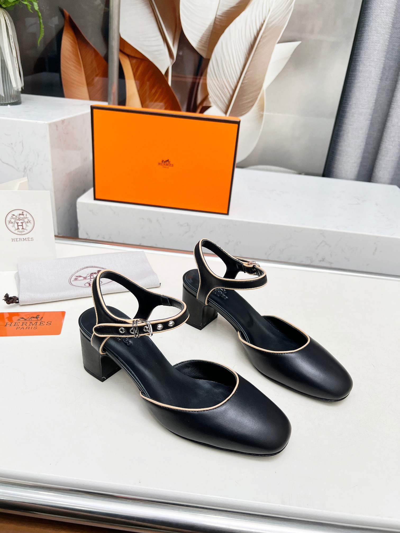 [Hermès Women