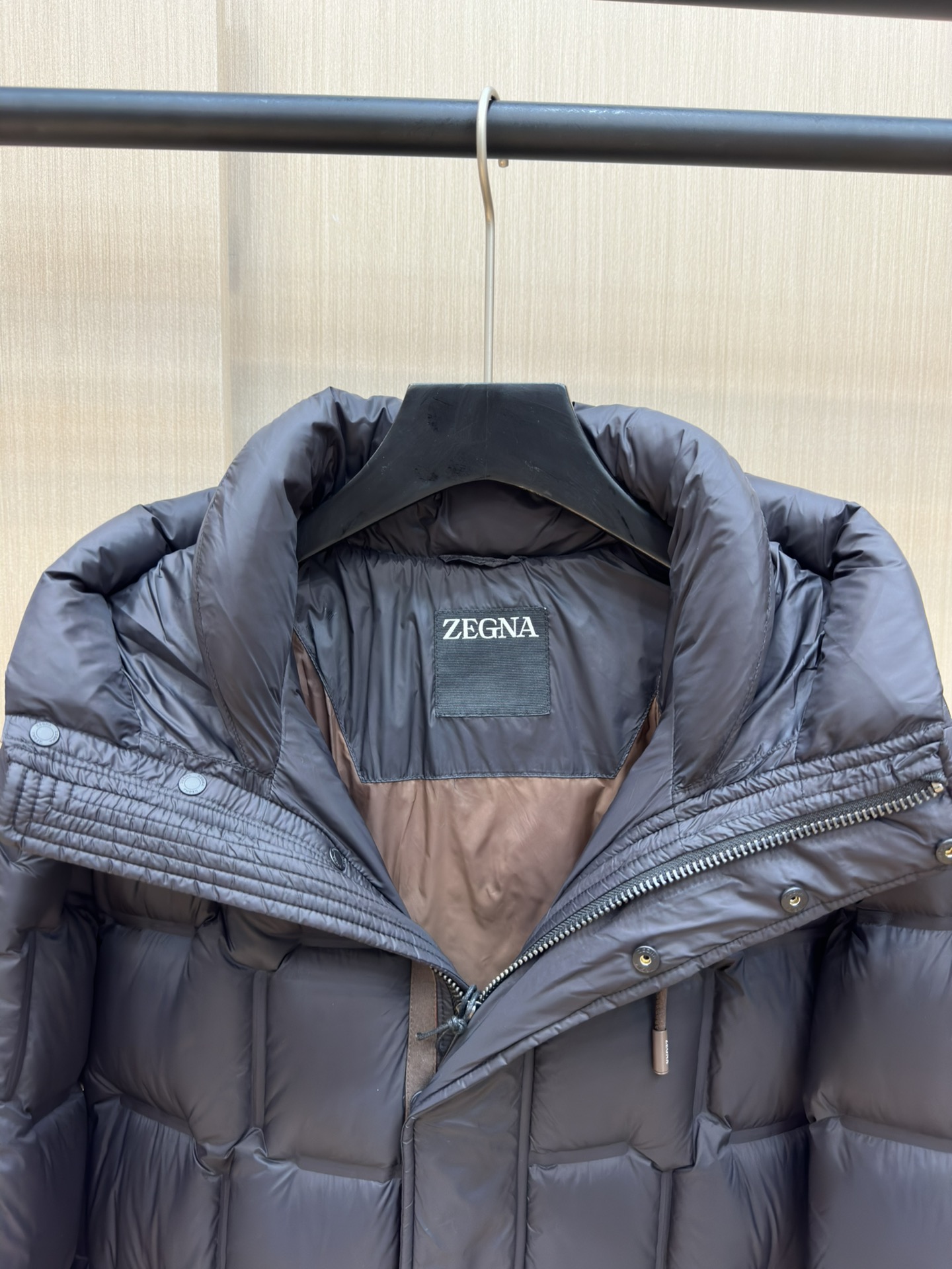 ZZA**2024秋冬新品羽绒服原版定制特面料质感超赞！版型随性搭配超时髦！轻盈保暖又舒适！原版五金配件