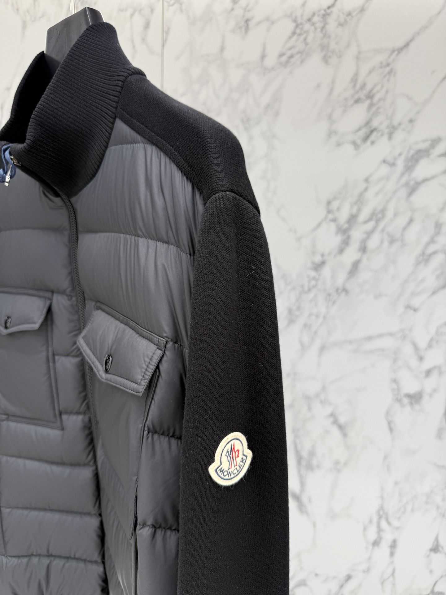 “Moncler 2025 Fashion Coats: Detailed Designs for Men’s Trendy and Popular Style | Price $1296” - 图片 6