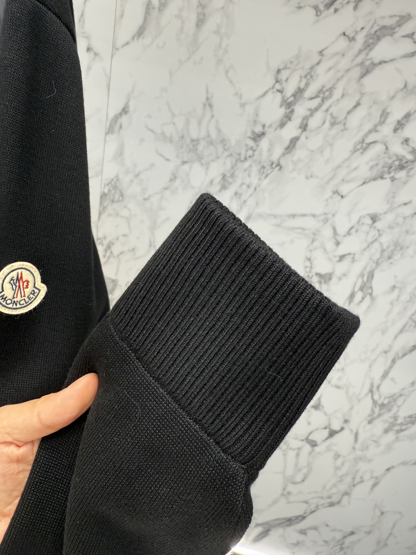 “Moncler 2025 Fashion Coats: Detailed Designs for Men’s Trendy and Popular Style | Price $1296” - 图片 7