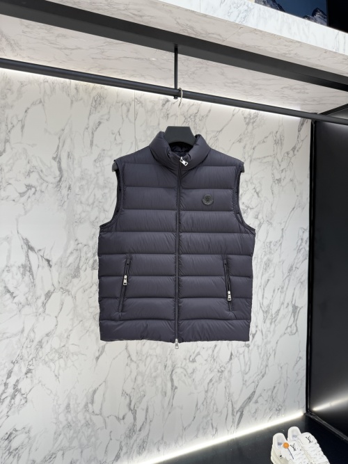 Moncler Designer Down Vest - Modern Fit, Warm and Comfortable