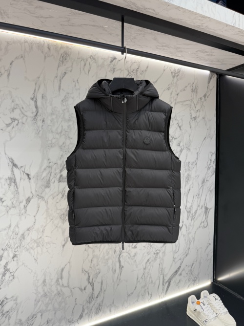 Moncler Designer Down Vest: Modern Style & Functional Warmth, Slim Fit 1 Moncler Designer Down Vest: Modern Style & Functional Warmth, Slim Fit