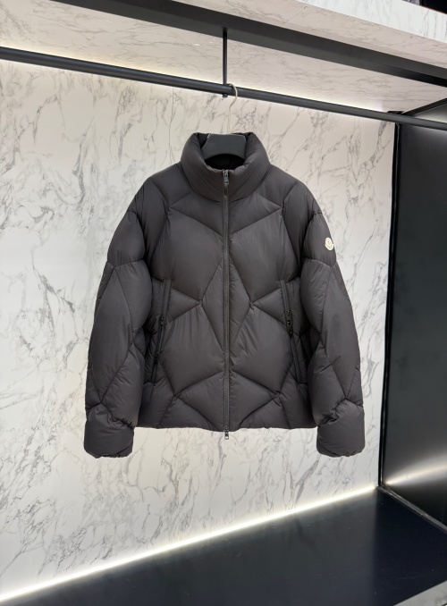 Moncler Designer Down Jacket: 2025 Fashionable Outerwear for Men
