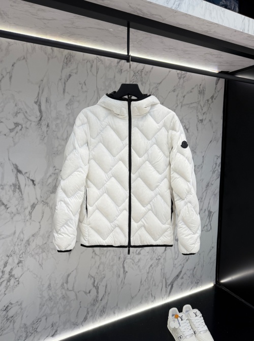 Moncler 2025 Designer Down Jacket - Stylish & Functional Winter Outfit 1 Moncler 2025 Designer Down Jacket - Stylish & Functional Winter Outfit