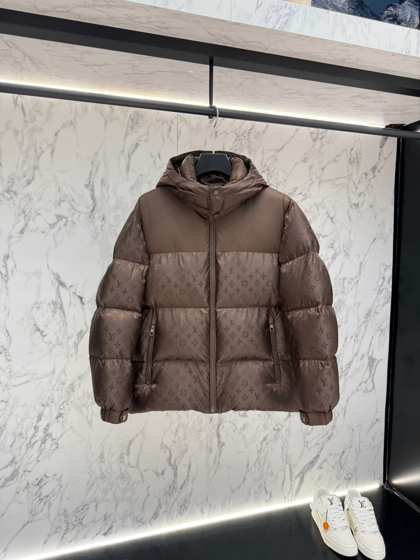 LV 2025 . G8687 48-56 Piumino Novità Giacca Uomo