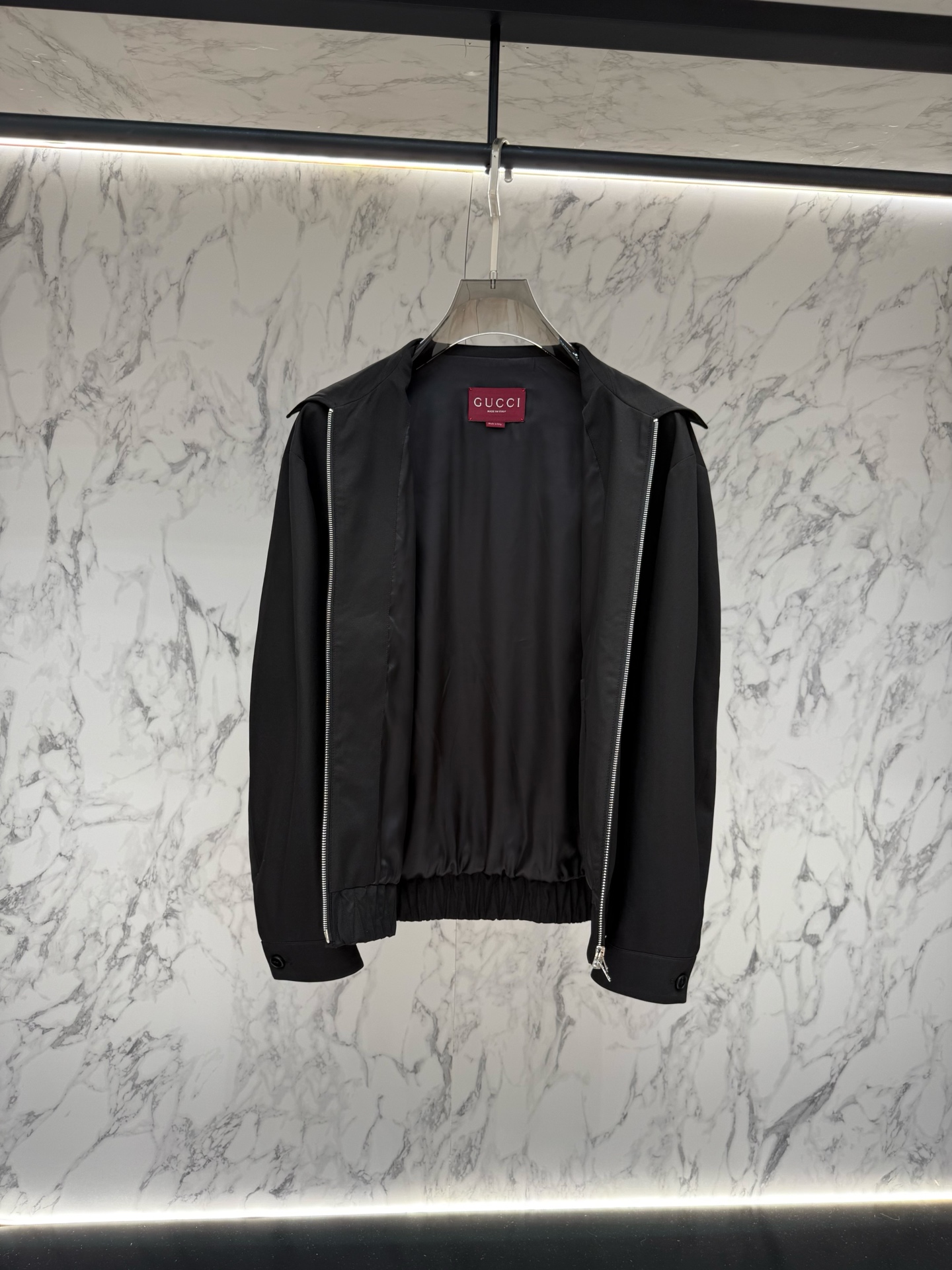 Gucci mænd Udgivelsespris — photo 2