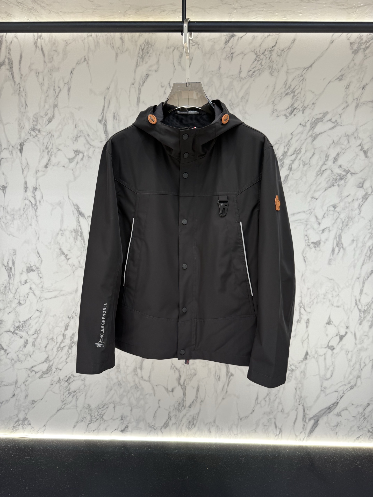 China Replica Moncler Down Jackets MCS0406-742