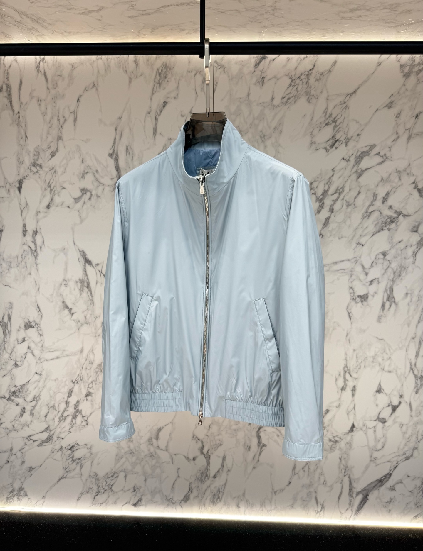 Loro piana 春款2026最新款时尚设计师款夹克外套.处处细节显工艺足够的高级 结构性剪裁的设计