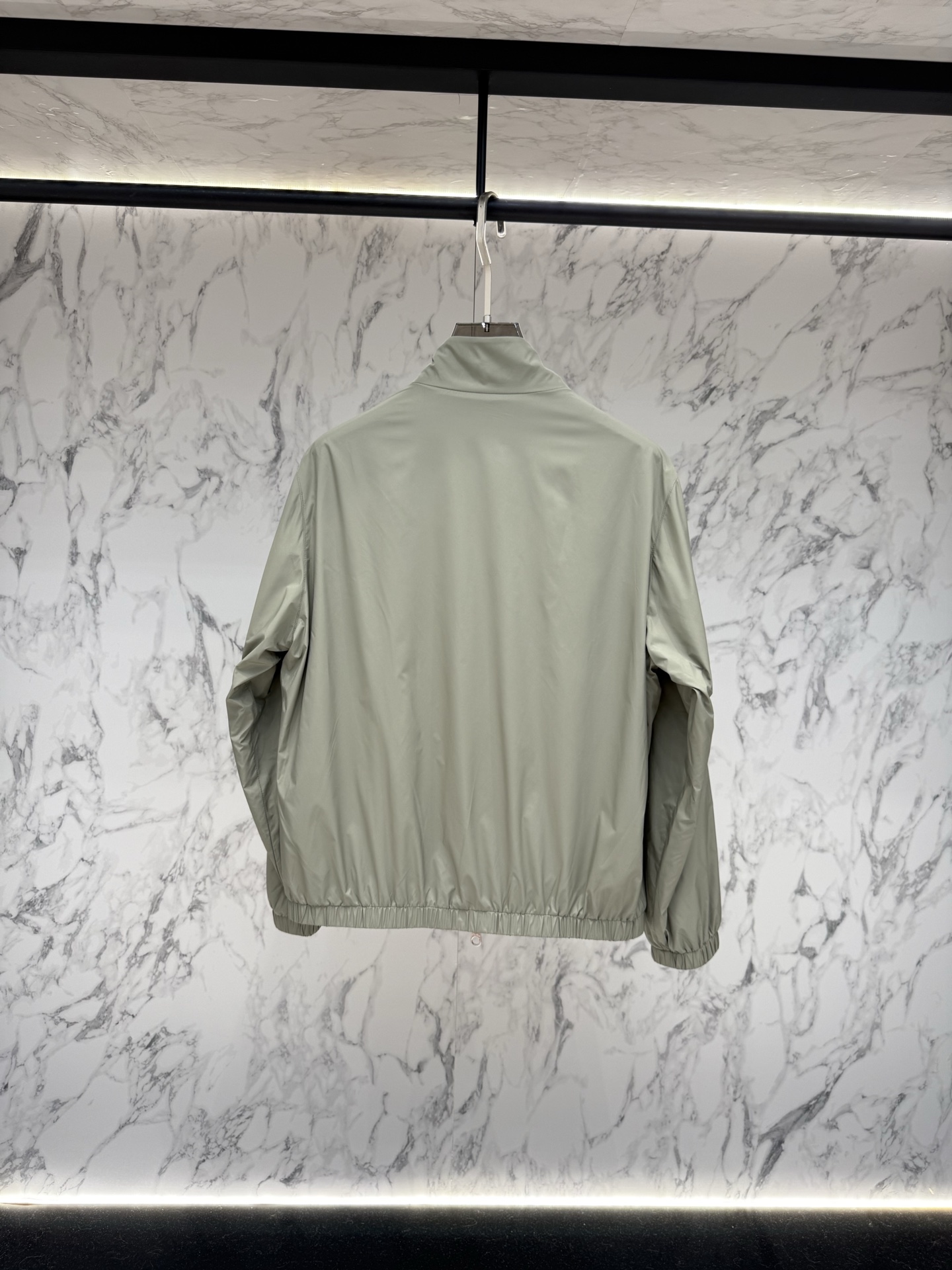 Loro piana 春款2026最新款时尚设计师款夹克外套.处处细节显工艺足够的高级 结构性剪裁的设计