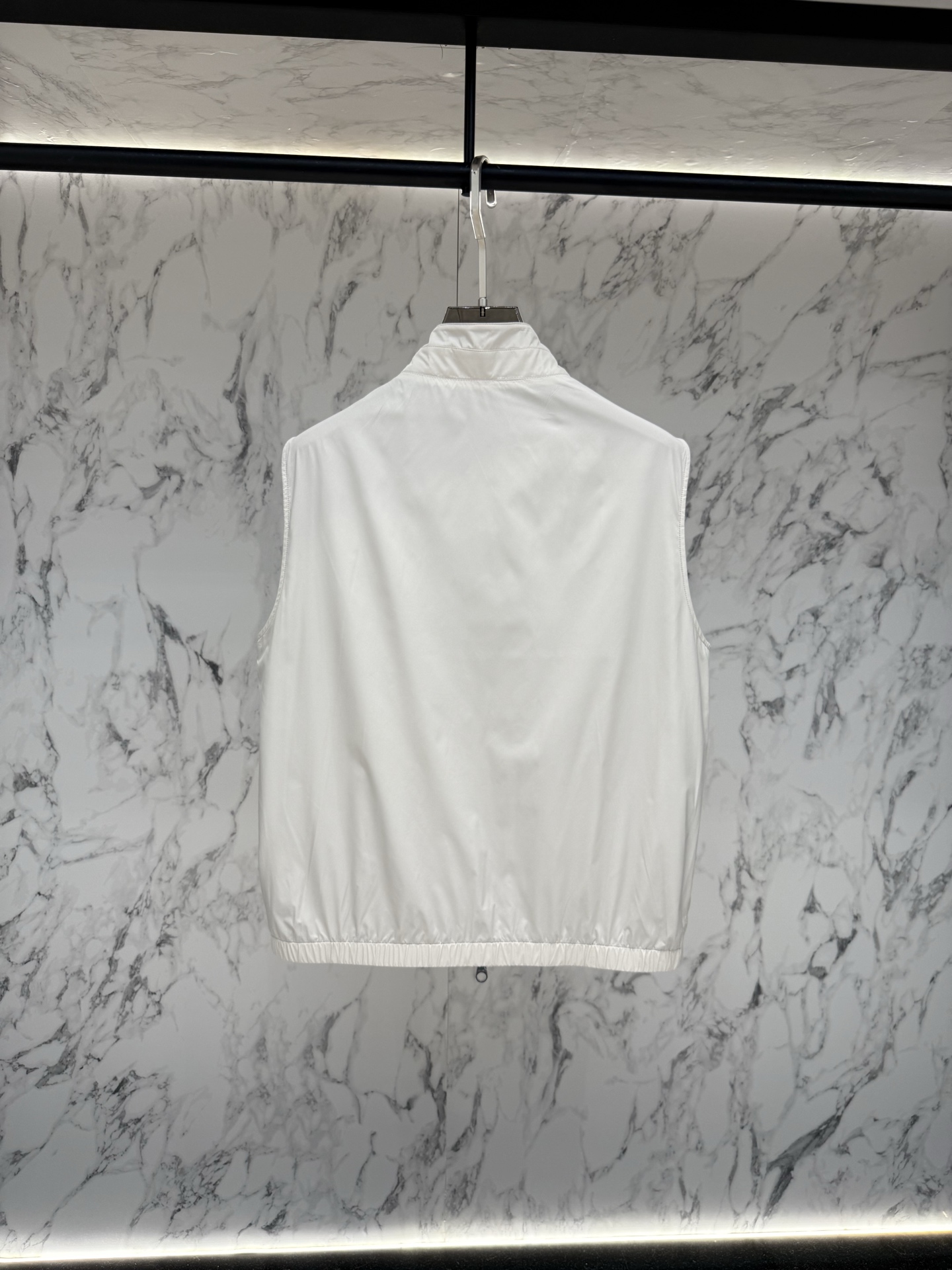 Loro piana 春款2026最新款时尚设计师款夹克外套.处处细节显工艺足够的高级 结构性剪裁的设计