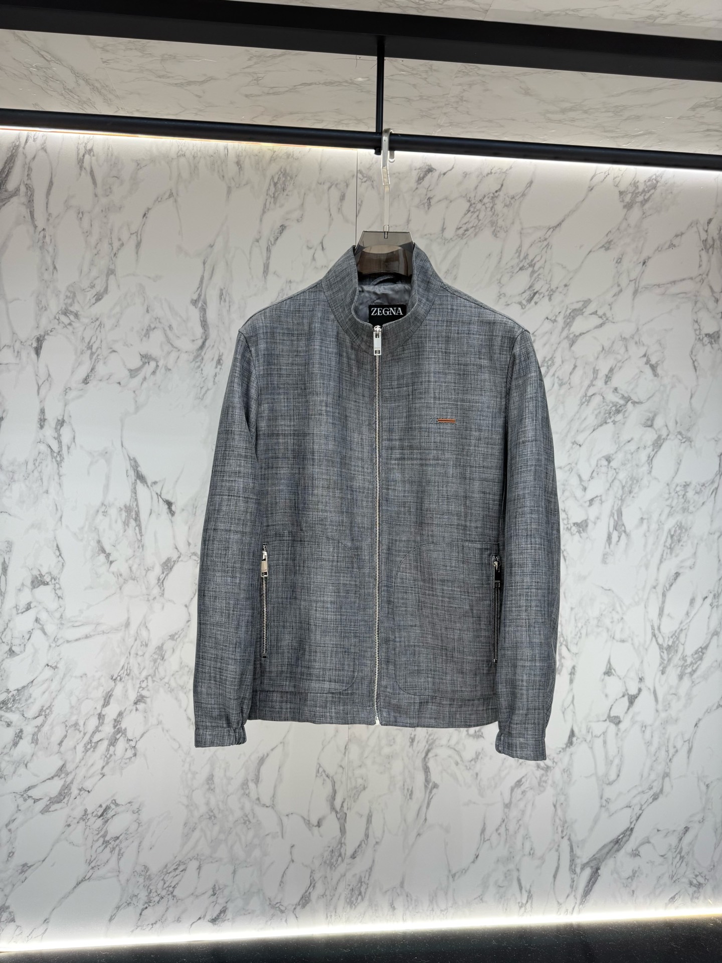 Zegna 春款2026最新款时尚设计师款夹克外套.处处细节显工艺足够的高级 结构性剪裁的设计改变来展现