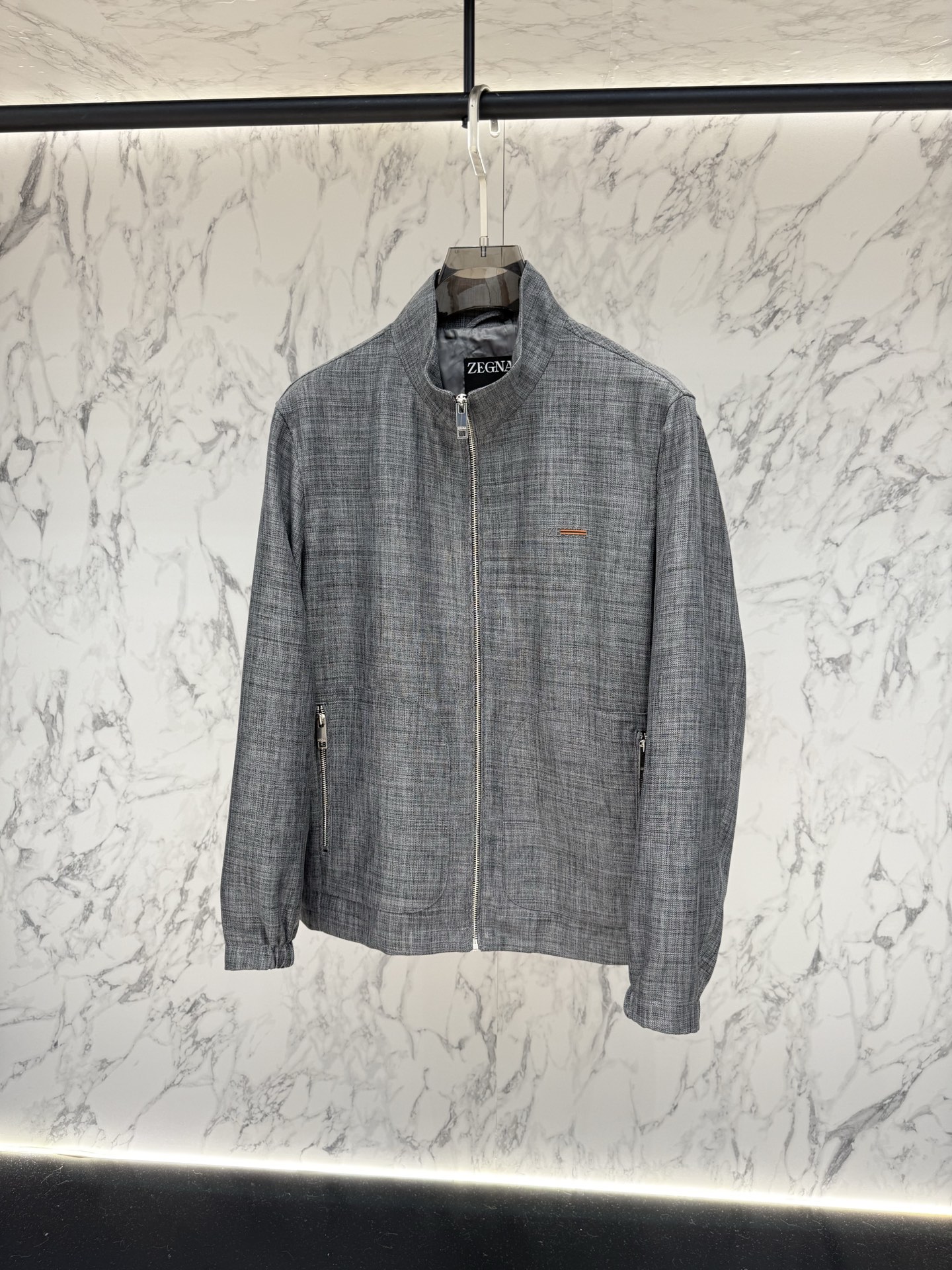 Zegna 春款2026最新款时尚设计师款夹克外套.处处细节显工艺足够的高级 结构性剪裁的设计改变来展现