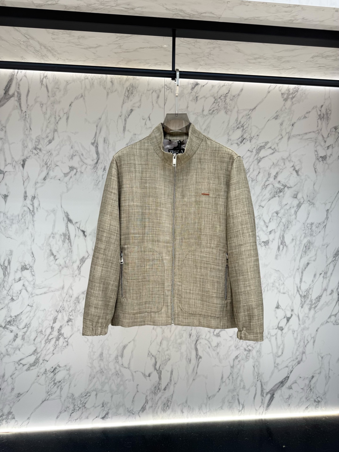 Zegna 春款2026最新款时尚设计师款夹克外套.处处细节显工艺足够的高级 结构性剪裁的设计改变来展现