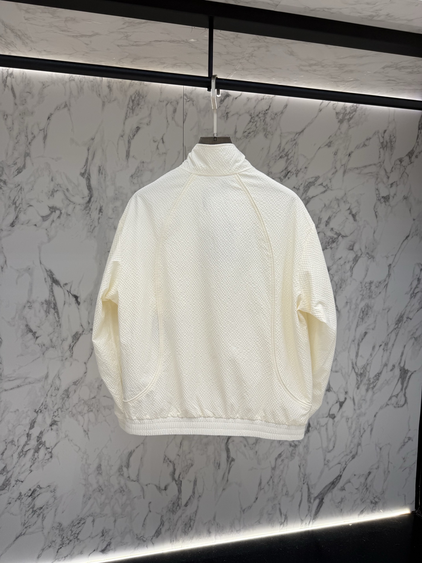 Zegna 春款2026最新款时尚设计师款夹克外套.处处细节显工艺足够的高级 结构性剪裁的设计改变来展现