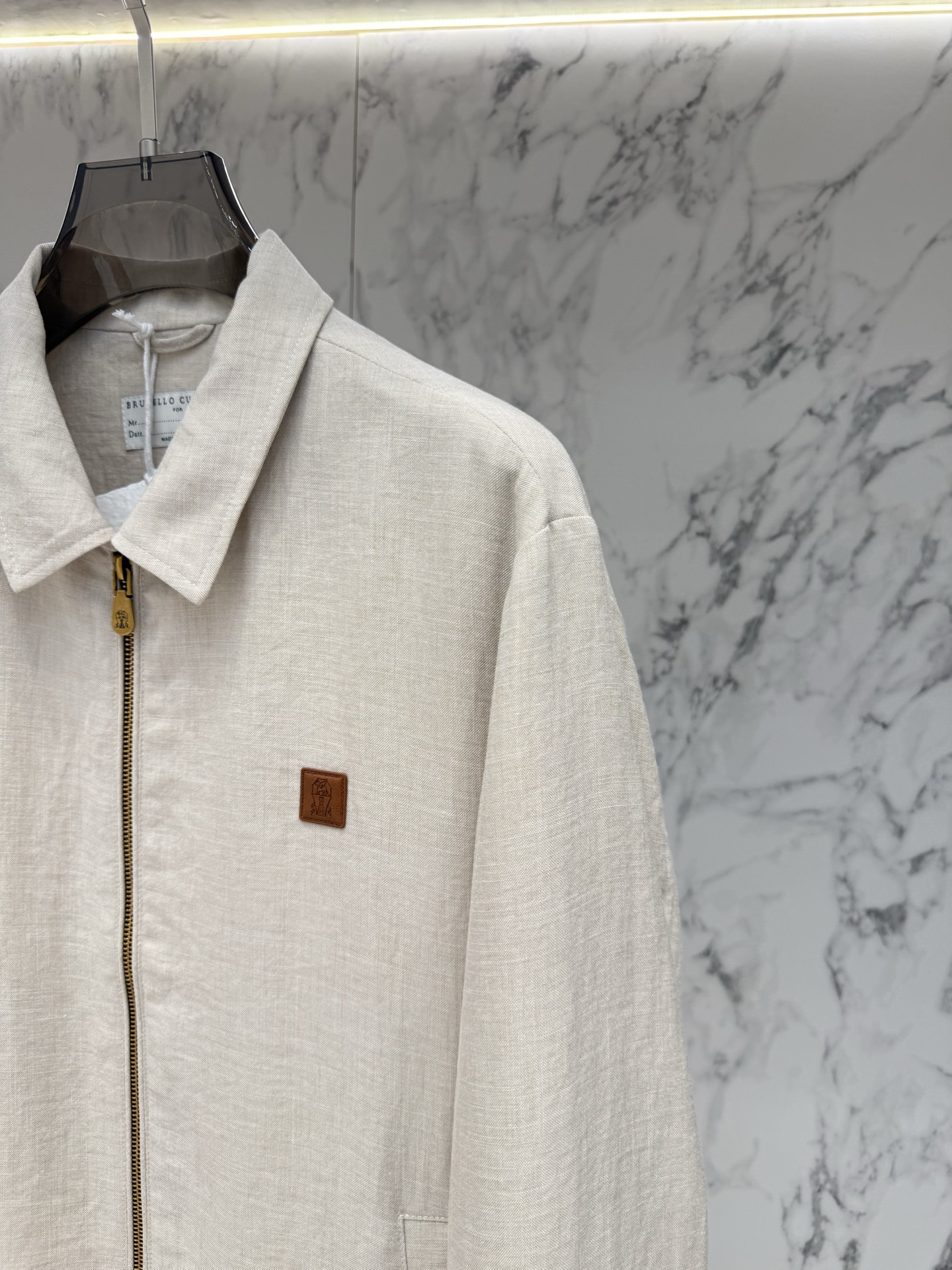 Zegna 春款2026最新款时尚设计师款夹克外套.处处细节显工艺足够的高级 结构性剪裁的设计改变来展现