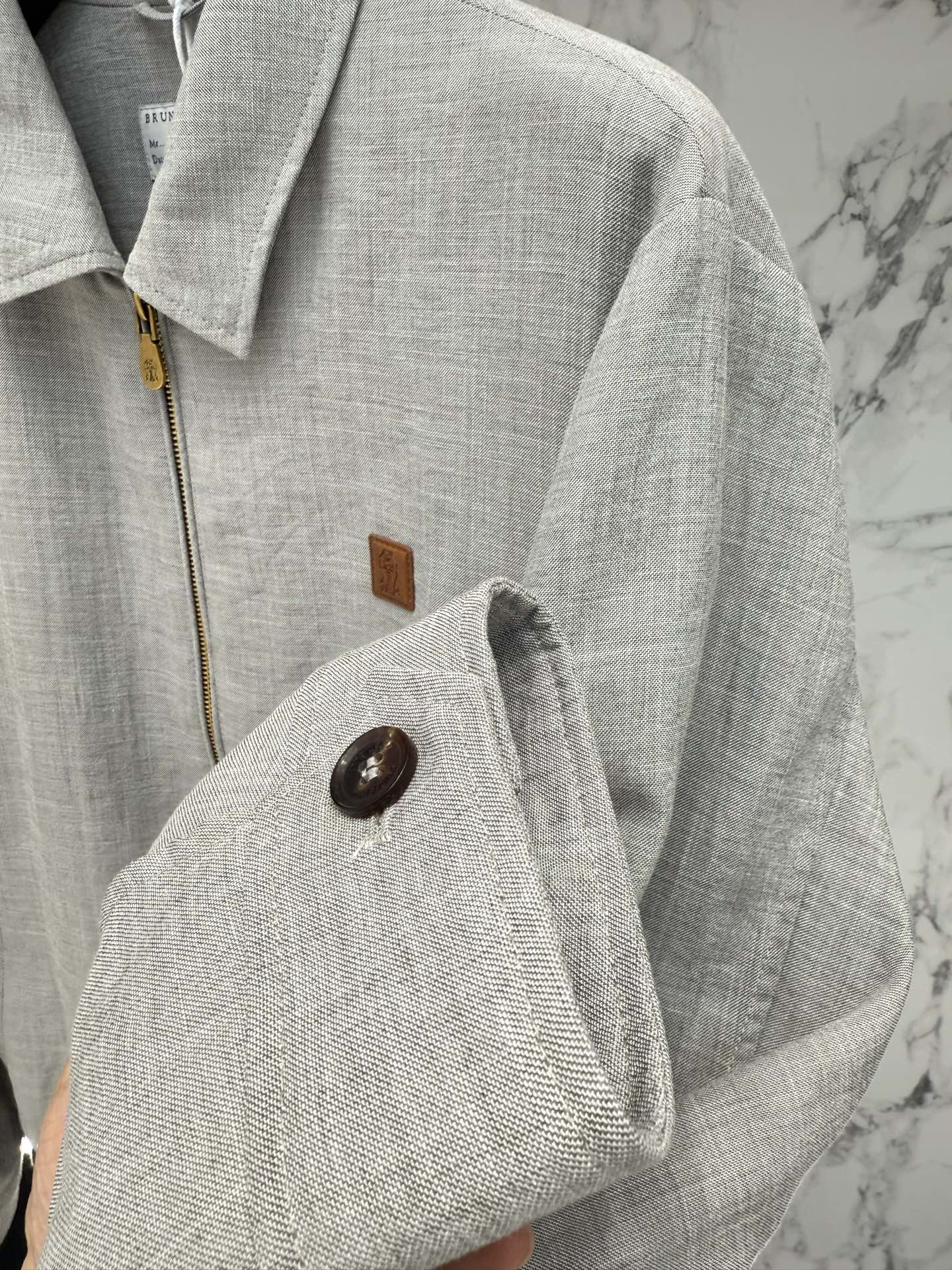 Zegna 春款2026最新款时尚设计师款夹克外套.处处细节显工艺足够的高级 结构性剪裁的设计改变来展现