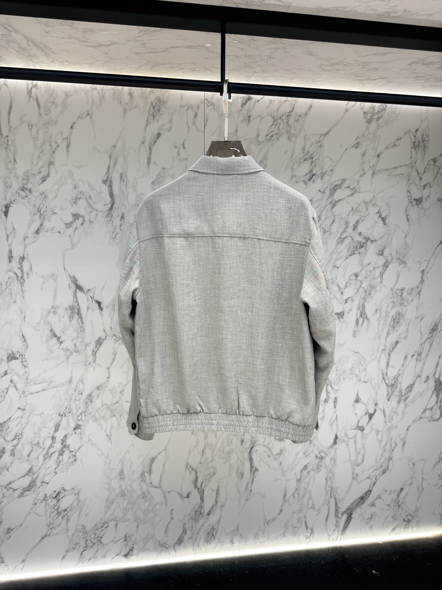 Zegna 春款2026最新款时尚设计师款夹克外套.处处细节显工艺足够的高级 结构性剪裁的设计改变来展现