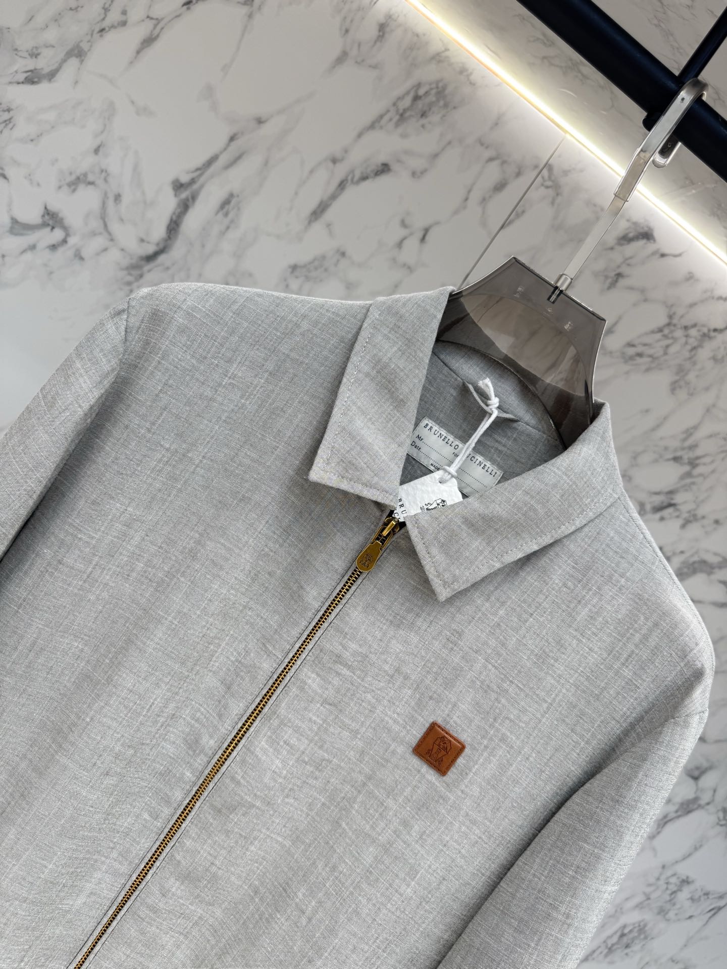 Zegna 春款2026最新款时尚设计师款夹克外套.处处细节显工艺足够的高级 结构性剪裁的设计改变来展现