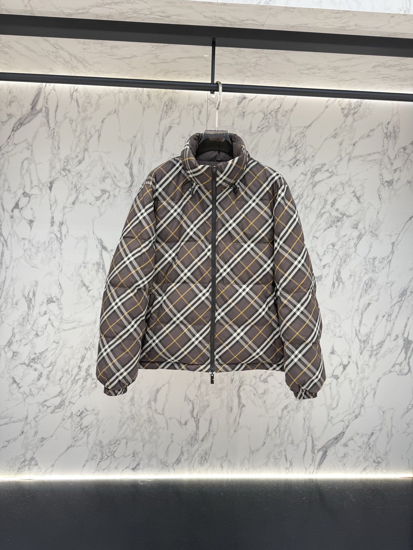 Пуховик Burberry