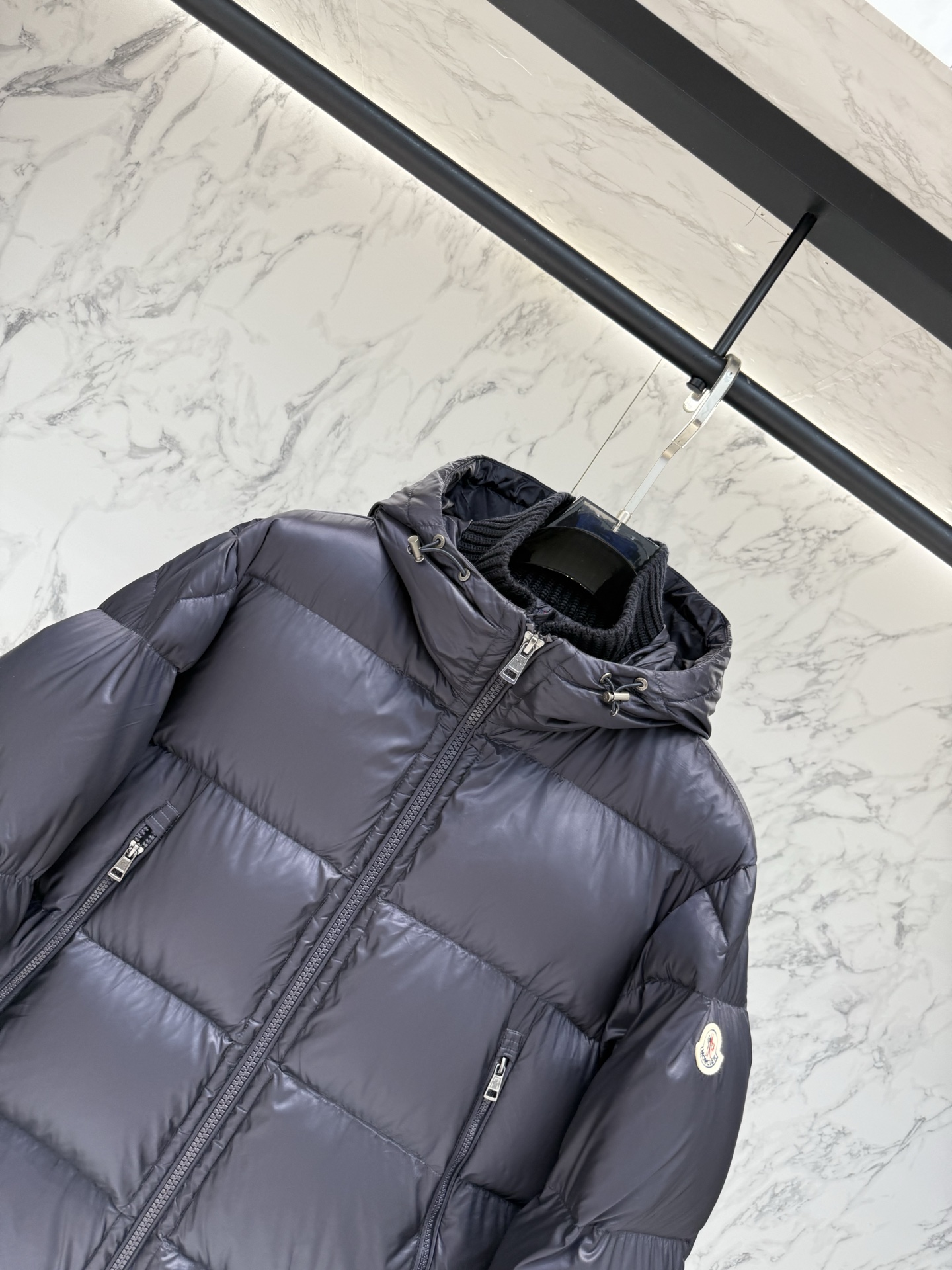 Пуховик Moncler