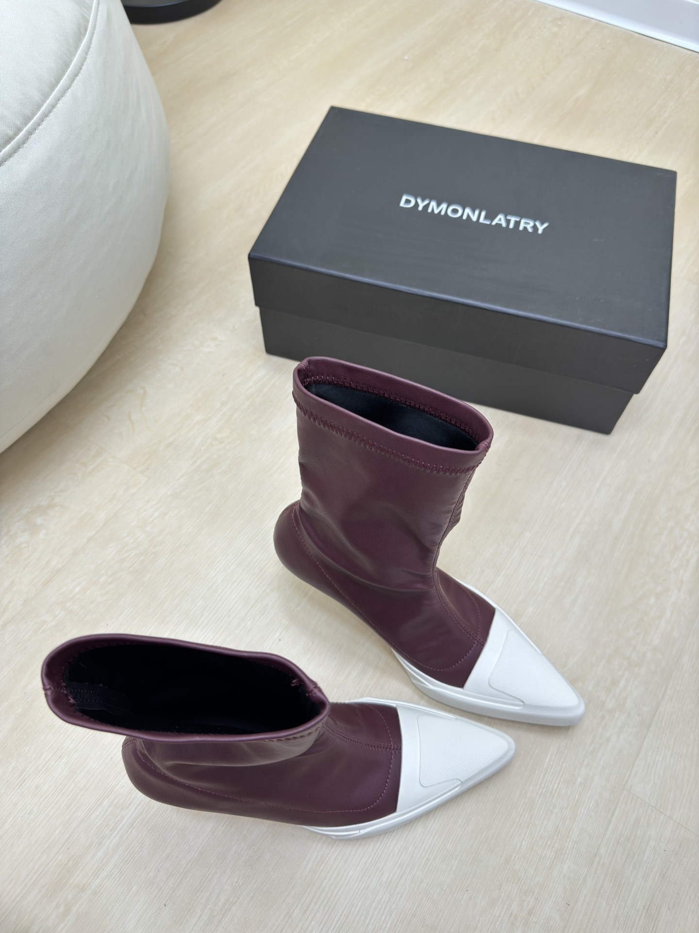 Luxury Designer Boots: High Drums, Thin Legs, Dym*nlatry, Wine Red Fashion Tide - 图片 6
