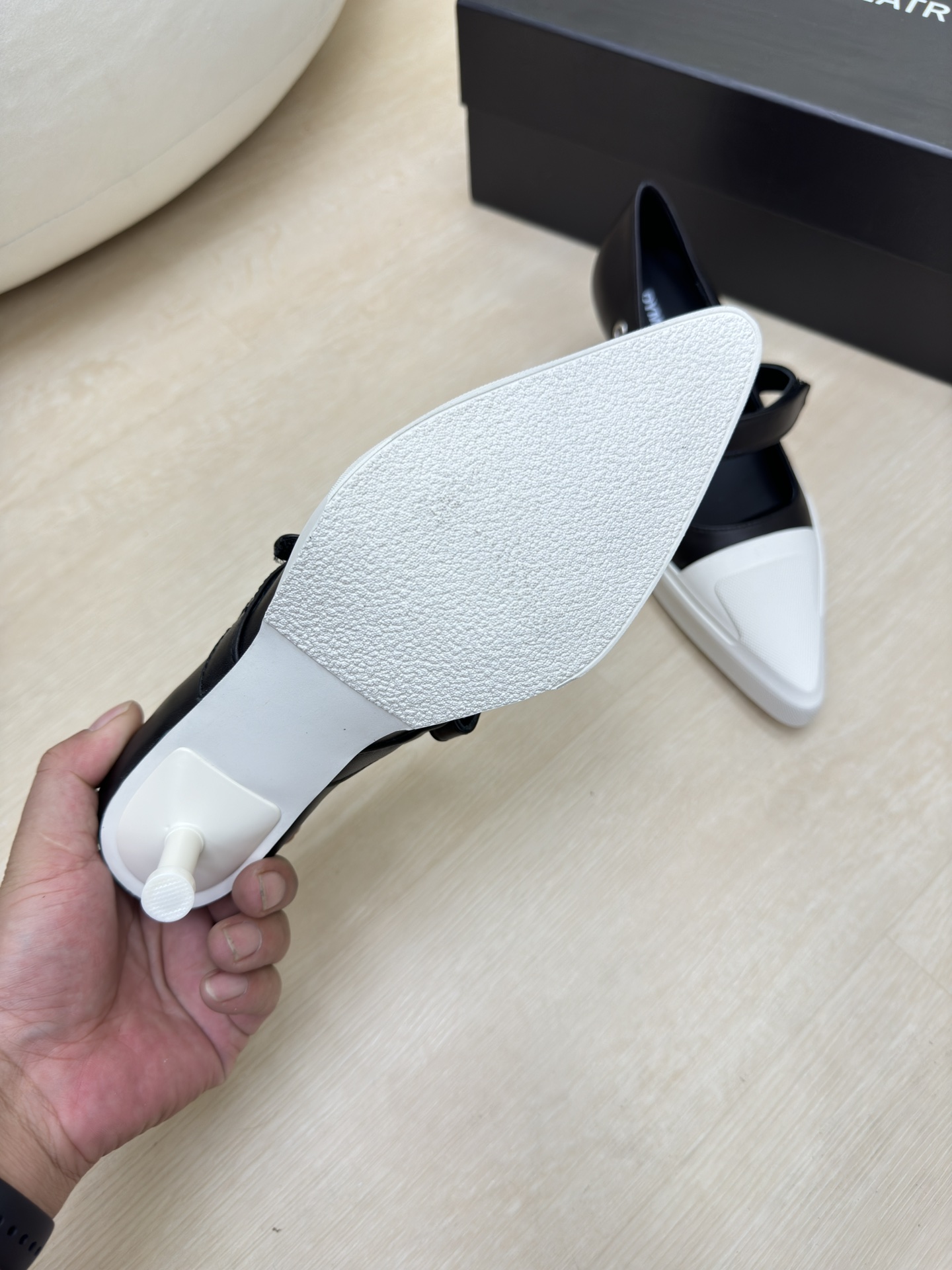 Luxury Pointy Sneakers: National Tide, Designer Brand, Black Cow Skin Quality - 图片 3