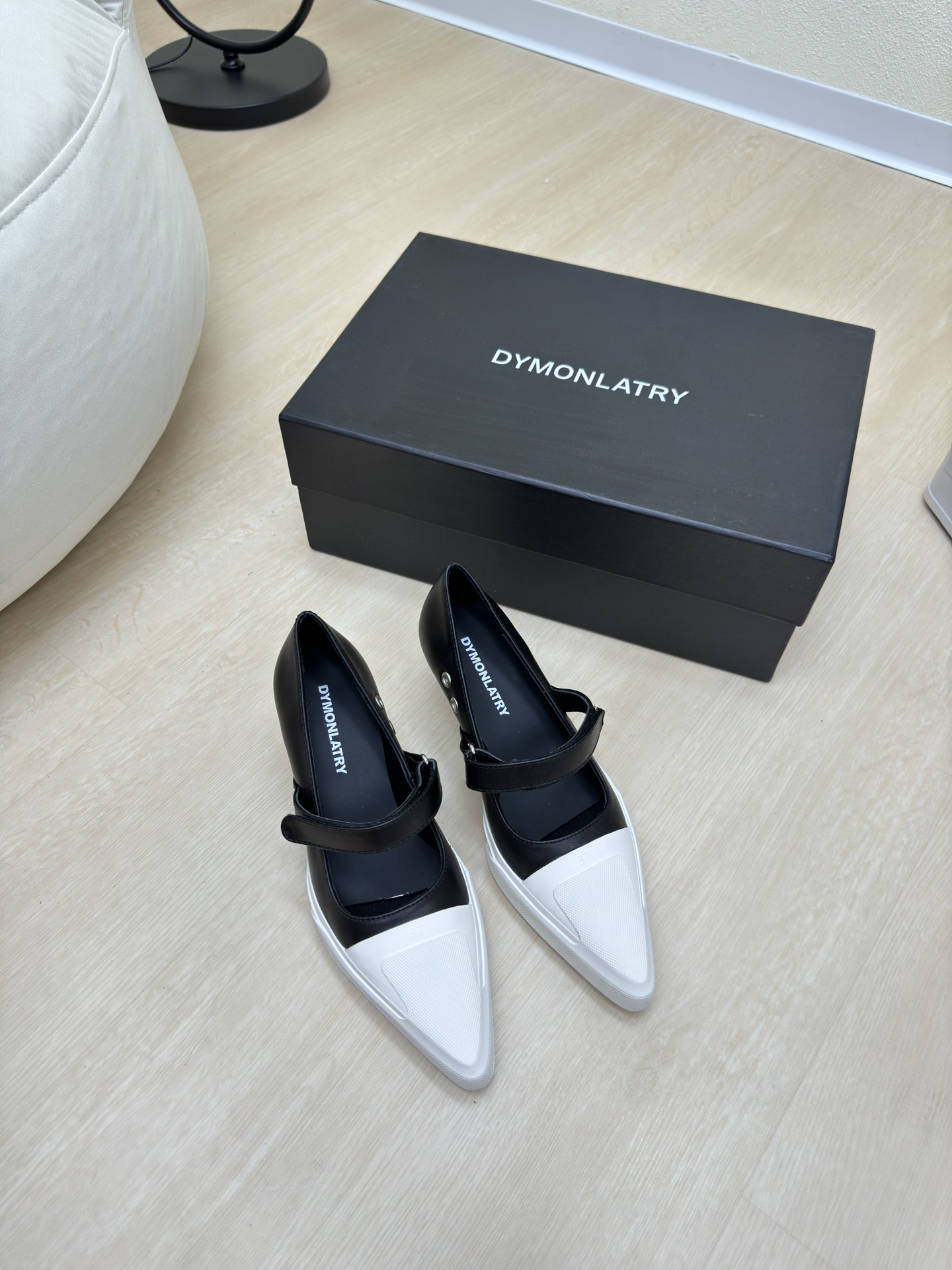 Luxury Pointy Sneakers: National Tide, Designer Brand, Black Cow Skin Quality