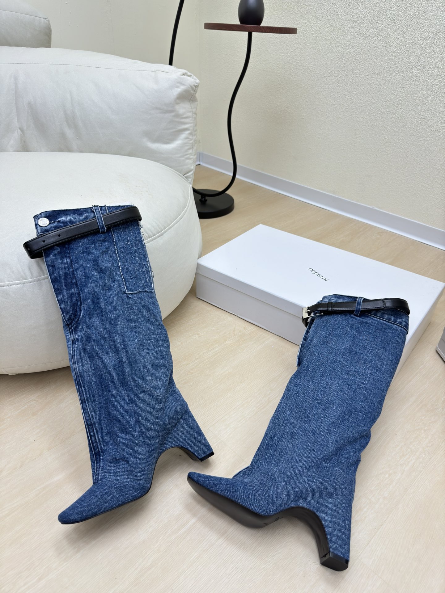 Parisian High-Level Brand: Graceful Women’s Boots in Coperni Pants P966 - 图片 6