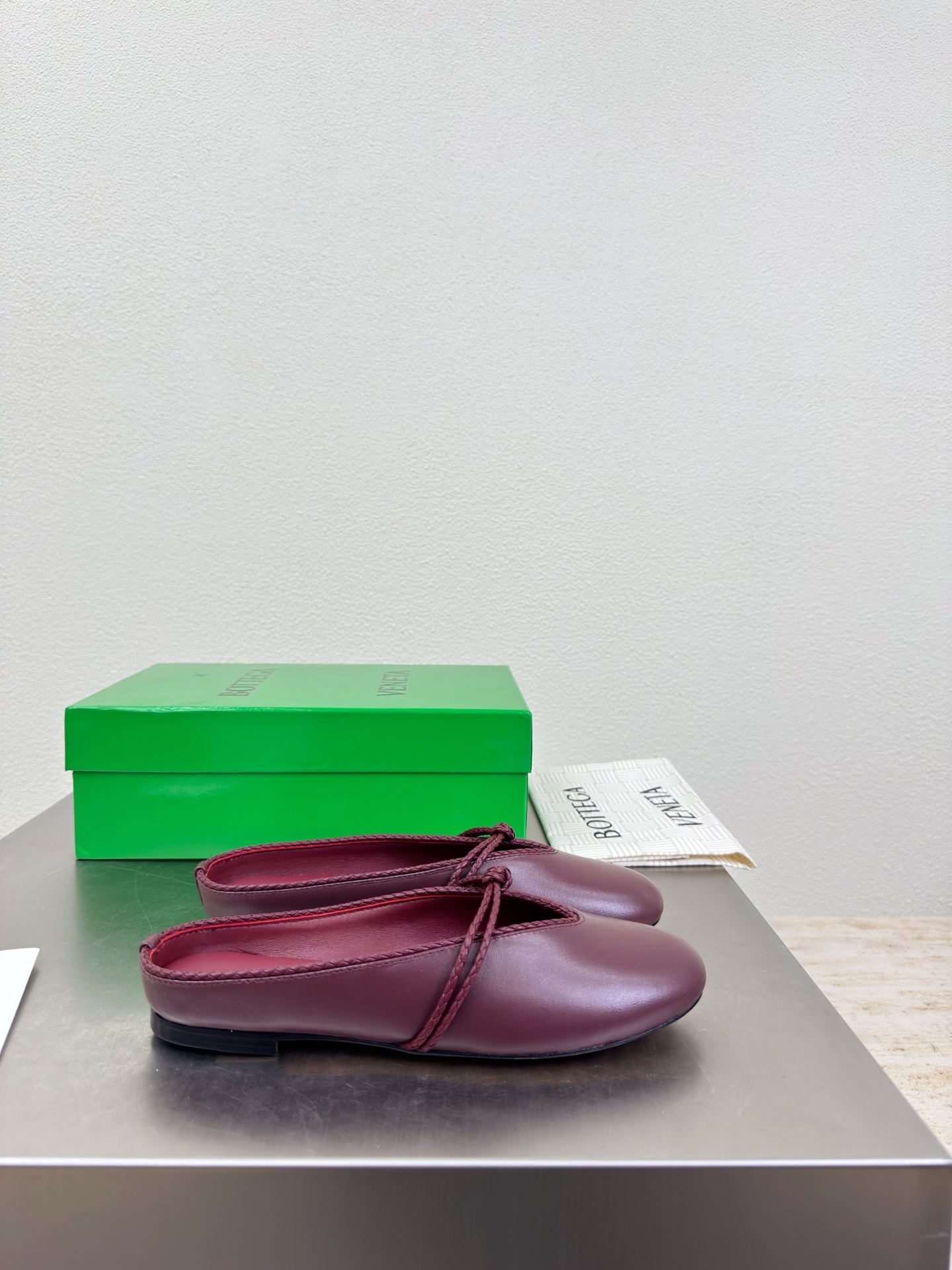 高版本出厂Bottega Veneta/BV F065 2026ss新款结绳玛丽珍半包拖鞋乐福鞋 高定的