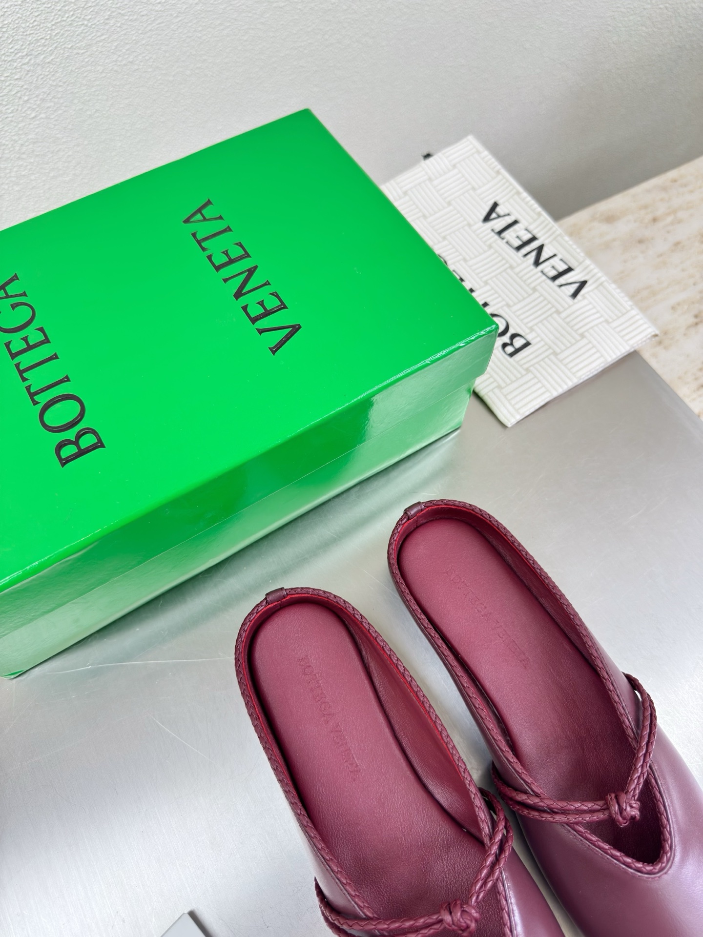 高版本出厂Bottega Veneta/BV F065 2026ss新款结绳玛丽珍半包拖鞋乐福鞋 高定的