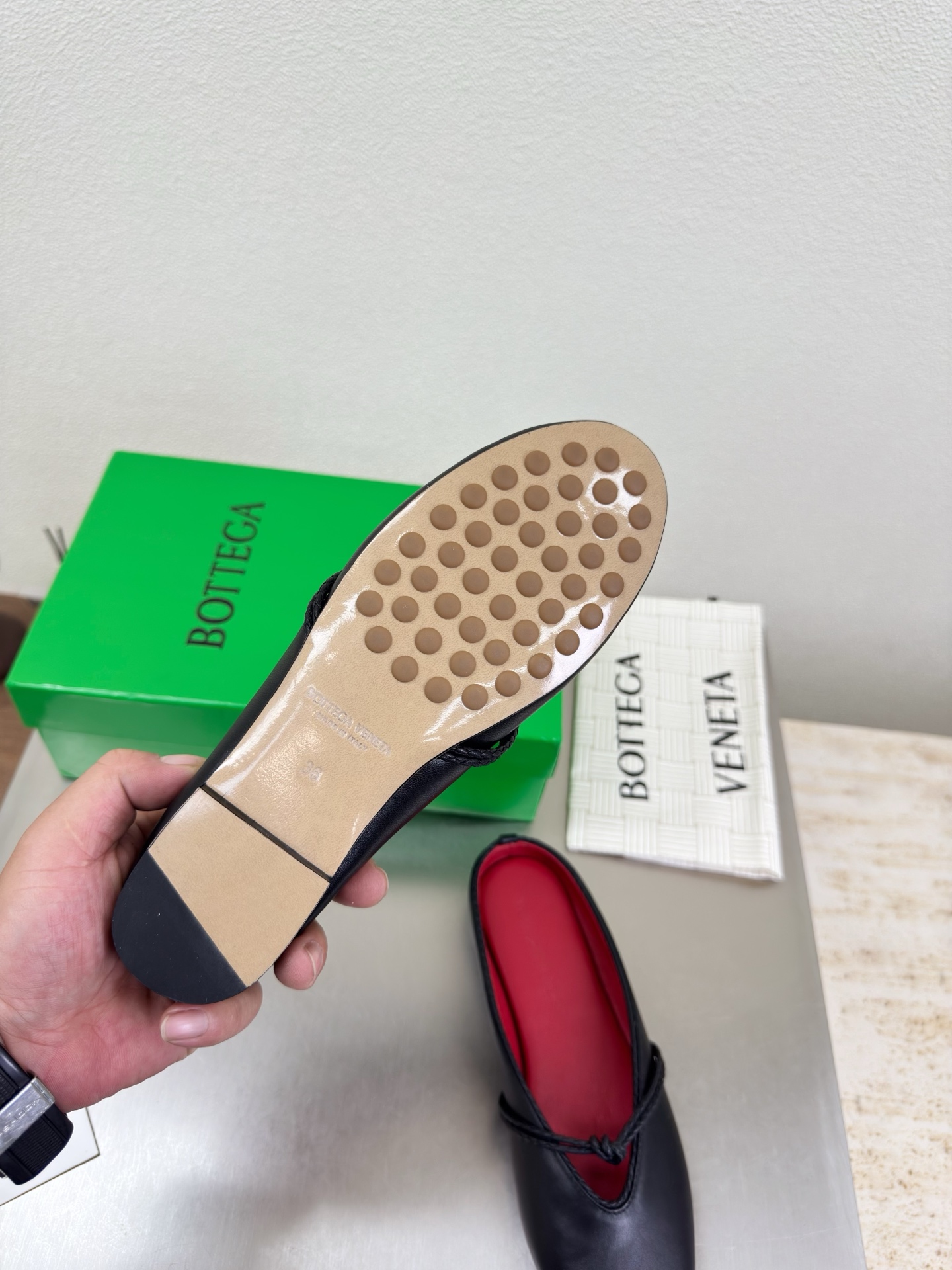 高版本出厂Bottega Veneta/BV F065 2026ss新款结绳玛丽珍半包拖鞋乐福鞋 高定的