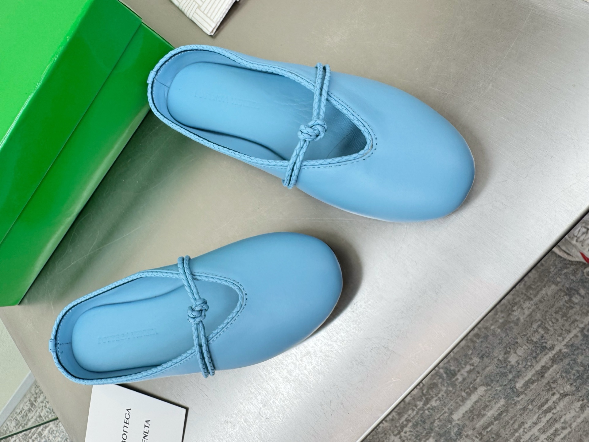 高版本出厂Bottega Veneta/BV F065 2026ss新款结绳玛丽珍半包拖鞋乐福鞋 高定的