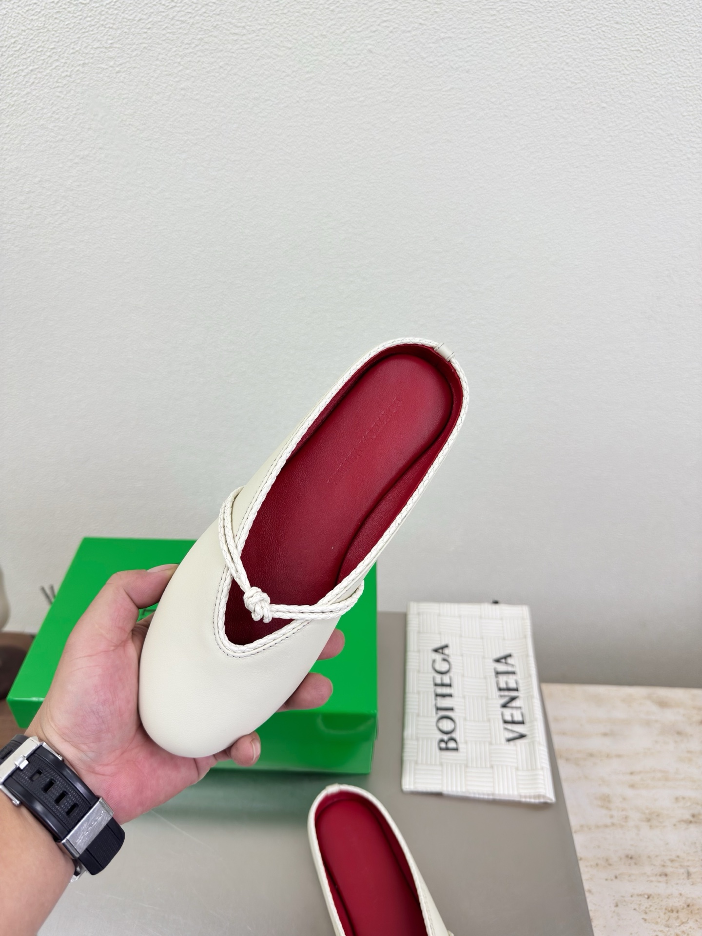 高版本出厂Bottega Veneta/BV F065 2026ss新款结绳玛丽珍半包拖鞋乐福鞋 高定的