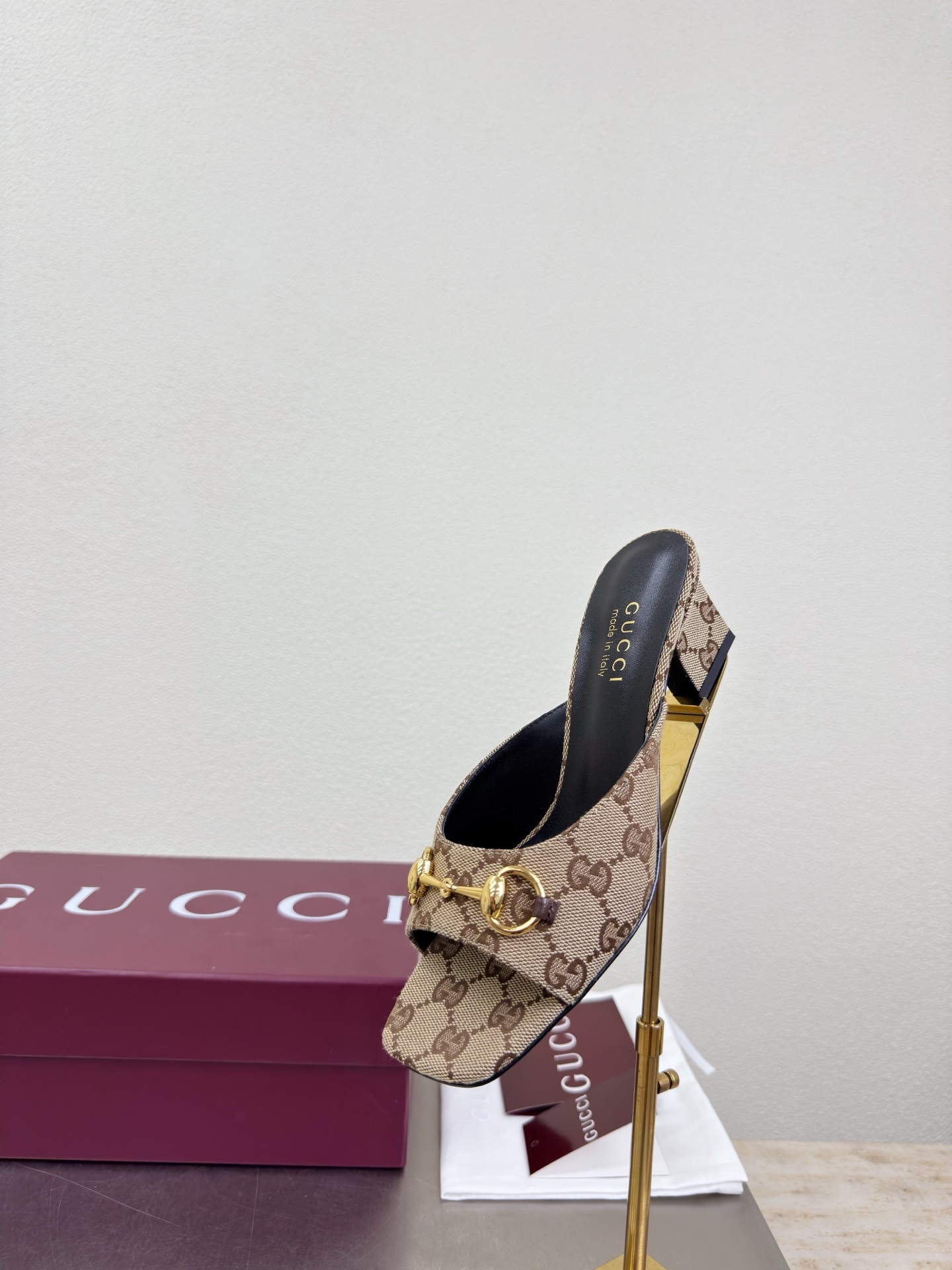 NO:750489,Classic 10 colors Gucc!  Three-dimensional square mid-heel, classic saddle buckle, slippers, slippers, gucci, slippers19860909经典10色 Gucc！立体方形中跟 经典马鞍扣 拖鞋,拖鞋,gucci,slippers,Women's Shoes