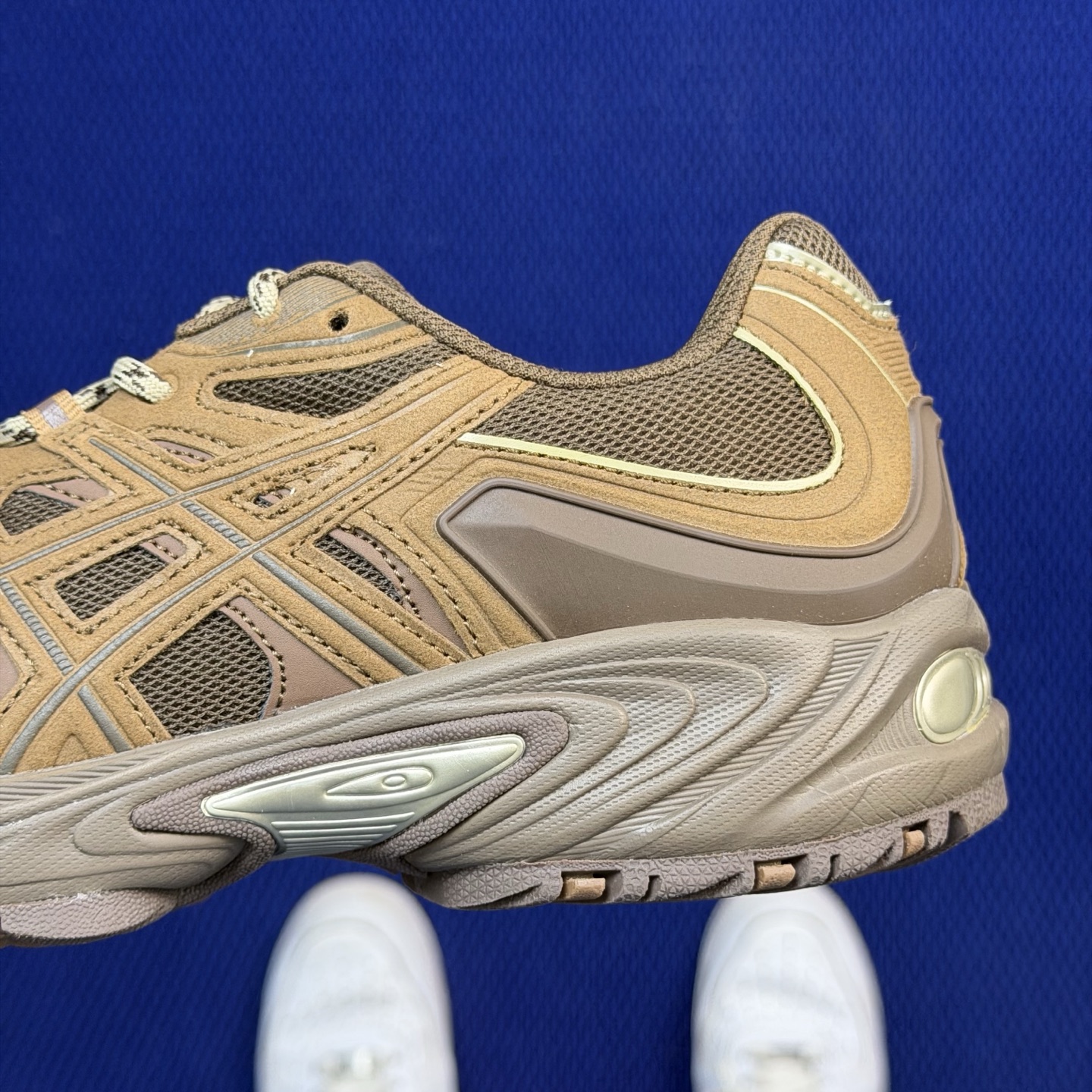 亚瑟士ASICS Gel-Kahana 复古休闲鞋 共7色！第4色:1203B123-200 棕色尺码：