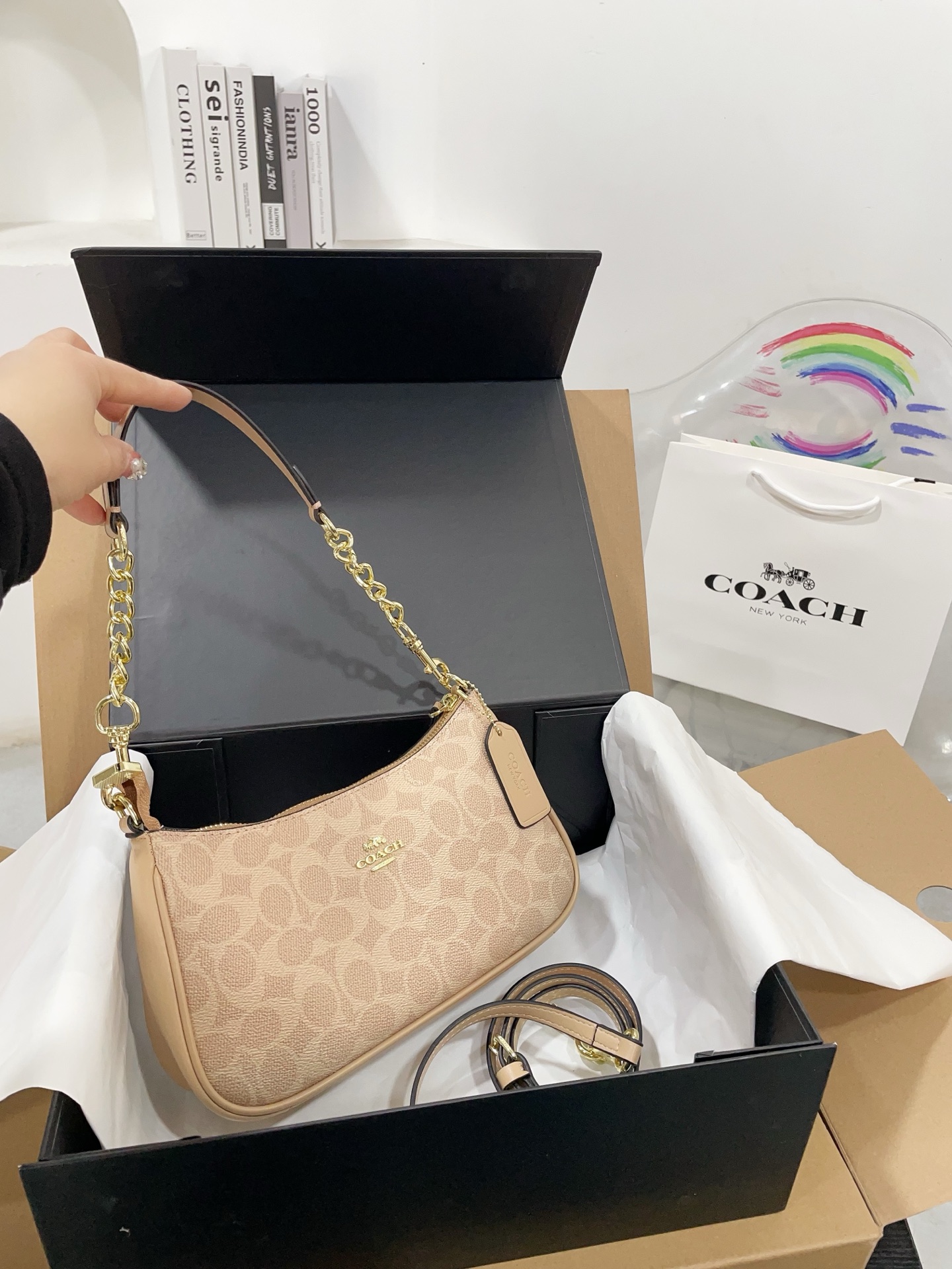 Alternative view of Shoulder Bag 09942