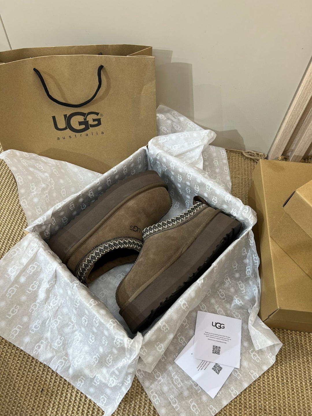 _dd09sFFbXaaeH-lzFY_Wbo_dcRVavYARl3kg70w